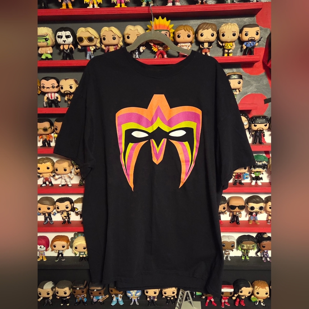 WWF/WWE Ultimate Warrior Retro Vintage Style Mens 2XL Wrestling T-Shirt